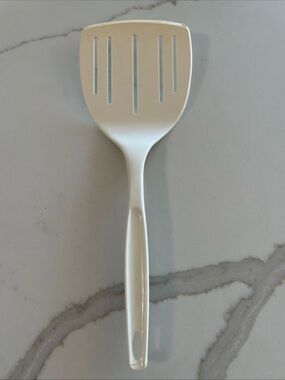 Foley 5 Slotted Kitchen Spatula - Lightweight Nylon Turner